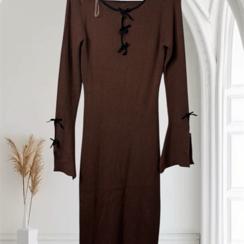 Elegant Brown Knit Dress